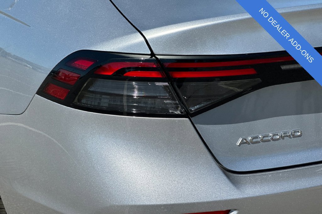 Used 2025 Honda Accord LX image 29