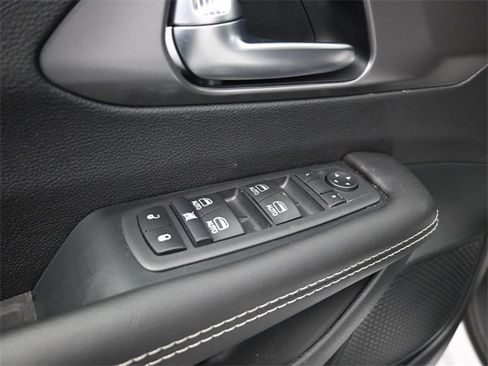 New 2026 Chrysler Voyager LX image 10