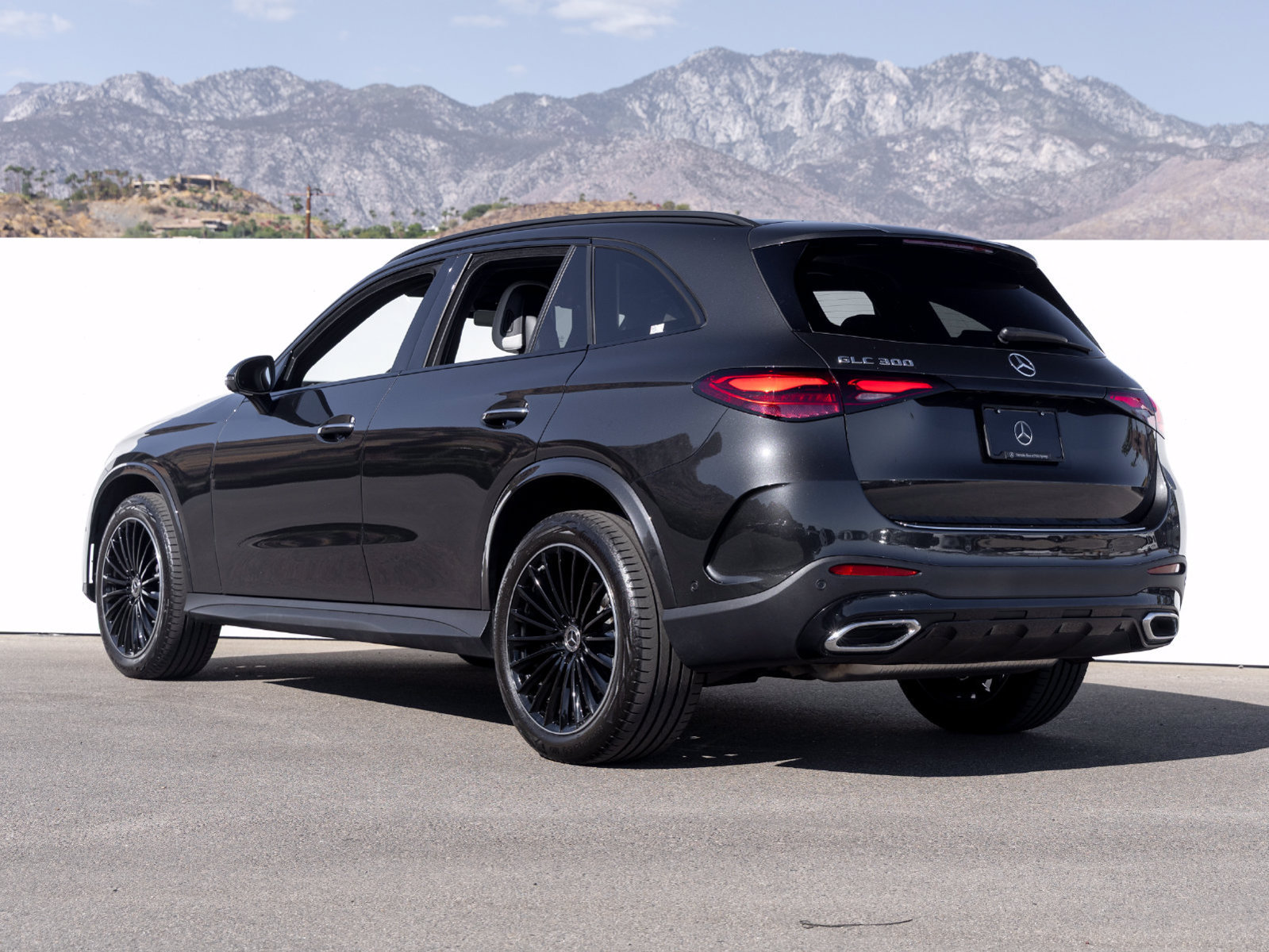 Certified 2026 Mercedes-Benz GLC 300 image 4