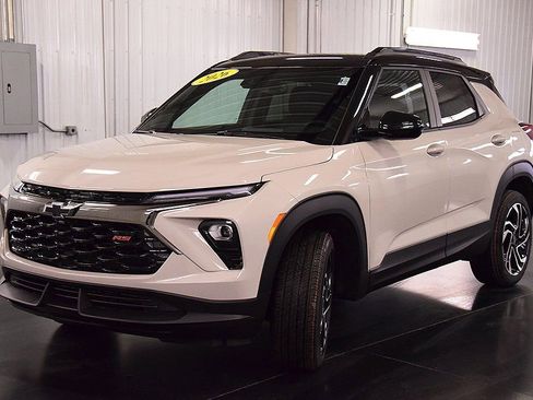 New 2026 Chevrolet TrailBlazer RS w/ Convenience Package image 3