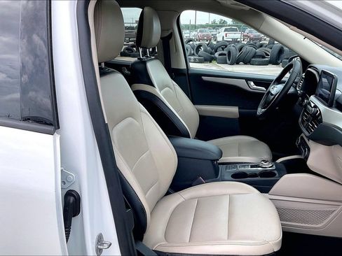 Used 2020 Ford Escape SEL FWD image 29