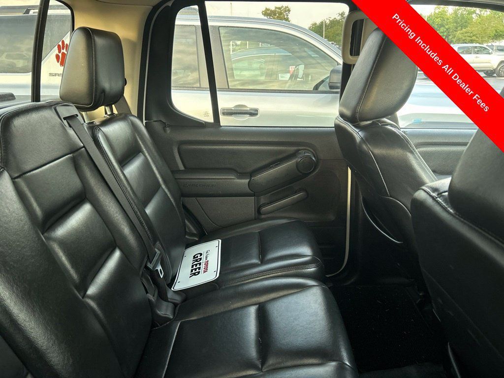Used 2010 Ford Explorer Sport Trac Limited AWD/4WD image 4