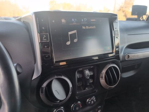 Used 2017 Jeep Wrangler Unlimited Sport w/ Quick Order Package 24S image 25