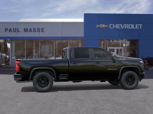 New 2026 Chevrolet Silverado 2500 ZR2 image 5