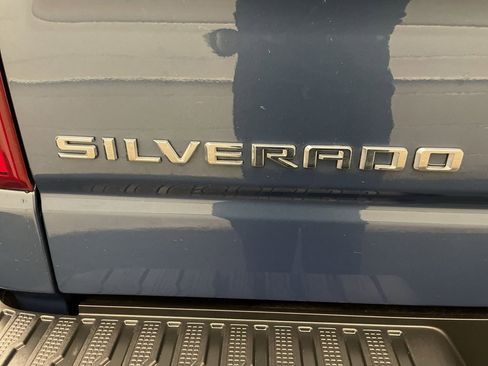 Used 2024 Chevrolet Silverado 1500 LT Trail Boss w/ Convenience Package II image 25