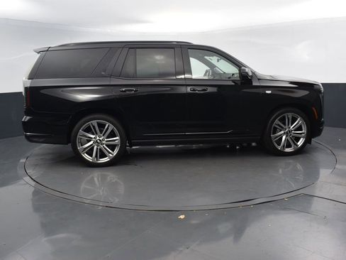 Certified 2025 Cadillac Escalade Sport Platinum image 2