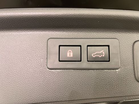 Used 2022 Subaru Forester Limited image 27