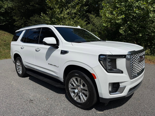 Used 2023 GMC Yukon Denali RWD image 4