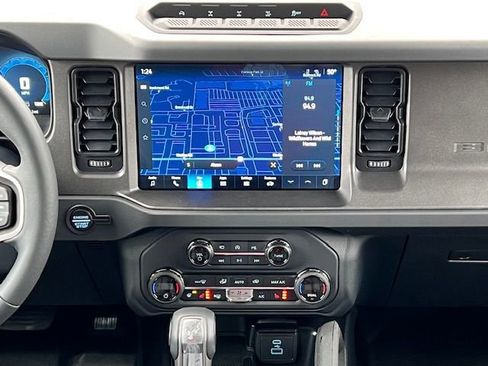 New 2025 Ford Bronco Badlands image 22