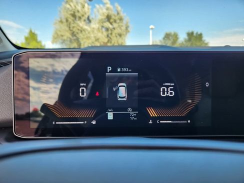 New 2026 Kia Sportage EX AWD/4WD image 17