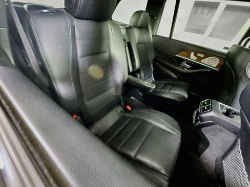 Used 2022 Mercedes-Benz GLS 450 4MATIC image 26