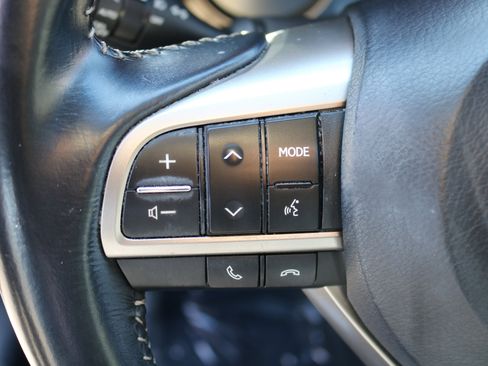 Used 2016 Lexus ES 350 w/ Luxury Package w/Wood Trim image 19