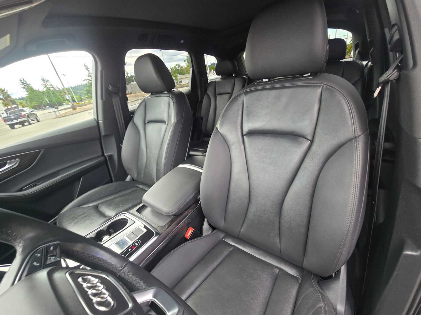Used 2023 Audi Q7 2.0T Premium Plus w/ Premium Plus Package AWD/4WD image 22