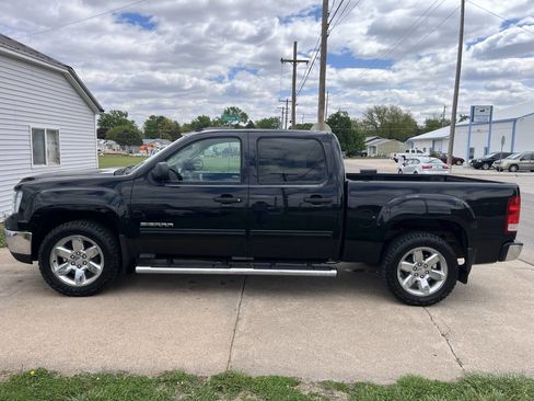 Used 2013 GMC Sierra 1500 SLE w/ Power Tech Package AWD/4WD image 7
