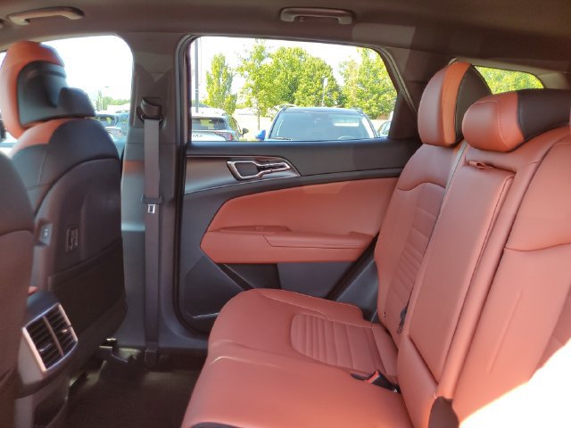 New 2027 Kia Sportage SX FWD image 15