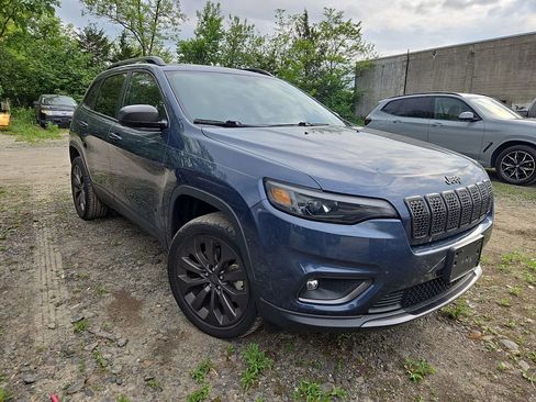 Used 2021 Jeep Cherokee Latitude Lux 80th Anniv w/ Quick Order Package 26U 80TH AWD/4WD image 3