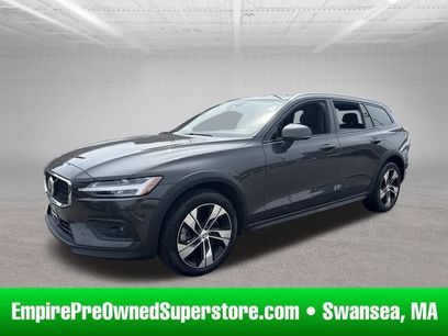 Used 2025 Volvo V60 B5 Cross Country Plus