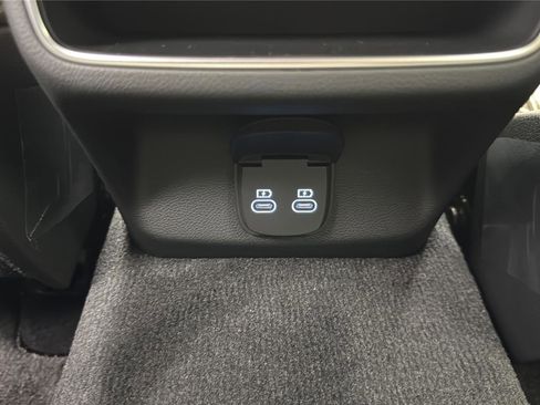New 2026 Genesis GV70 2.5T AWD/4WD image 24