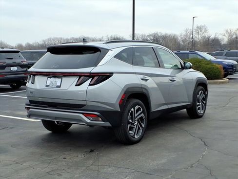 Used 2025 Hyundai Tucson Limited image 26