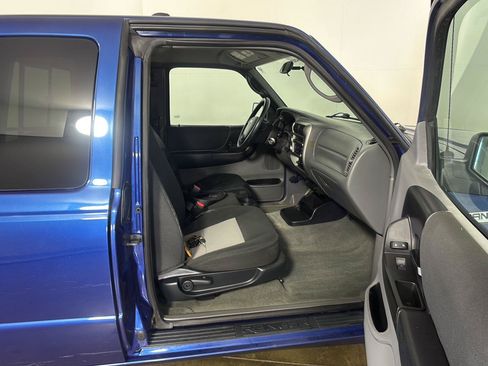 Used 2011 Ford Ranger XLT AWD/4WD image 16