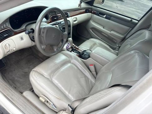 Used 2001 Cadillac Seville SLS FWD image 13