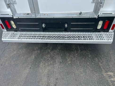 Used 2012 Ford E-350 and Econoline 350 Super Duty RWD image 9