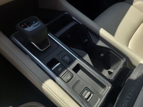 Certified 2023 Nissan Pathfinder SL FWD image 26
