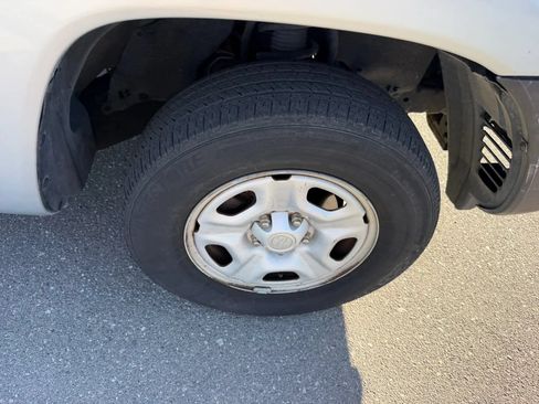 Used 2011 Toyota Tacoma 2WD Regular Cab image 28