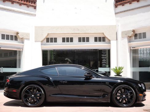 Used 2024 Bentley Continental GT AWD/4WD image 5
