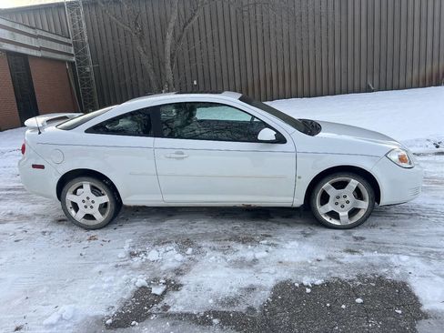 Used 2008 Chevrolet Cobalt LT w/ Preferred Equipment Group image 4