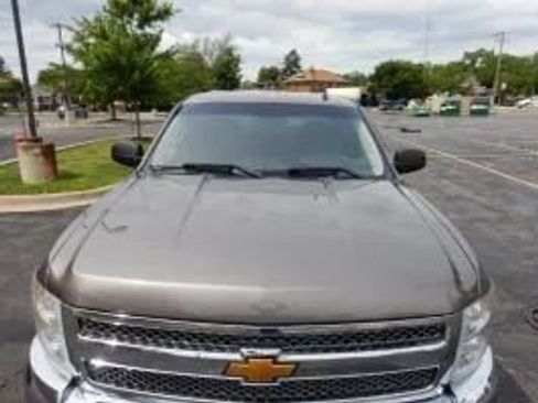 Used 2013 Chevrolet Silverado 1500 LT w/ All-Star Edition AWD/4WD image 3
