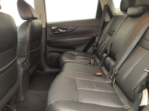 Used 2019 Nissan Rogue SL AWD/4WD image 18