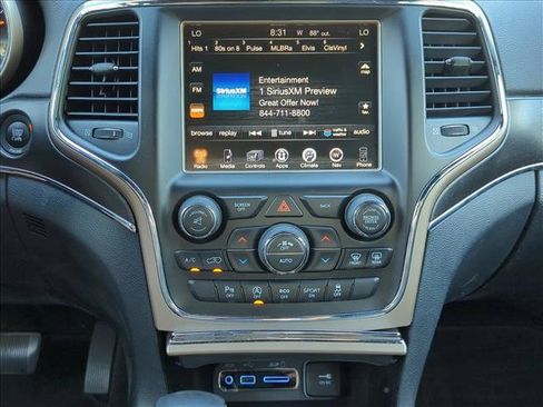 Used 2016 Jeep Grand Cherokee Limited RWD image 14