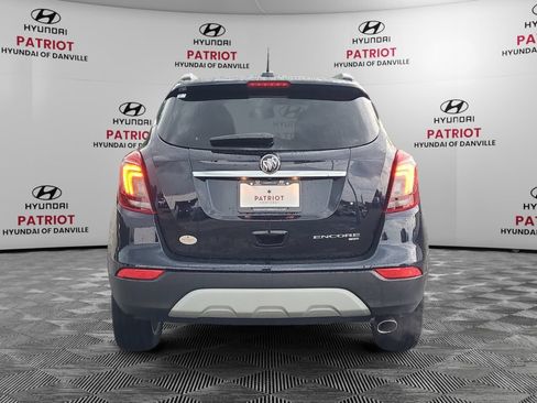 Used 2022 Buick Encore Preferred w/ Safety Package AWD/4WD image 4