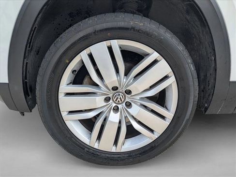 Used 2019 Volkswagen Atlas SEL FWD image 23
