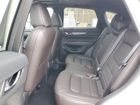 New 2025 MAZDA CX-5 Signature image 14