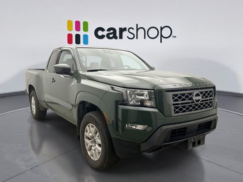 Used 2024 Nissan Frontier SV w/ SV Convenience Package AWD/4WD image 4