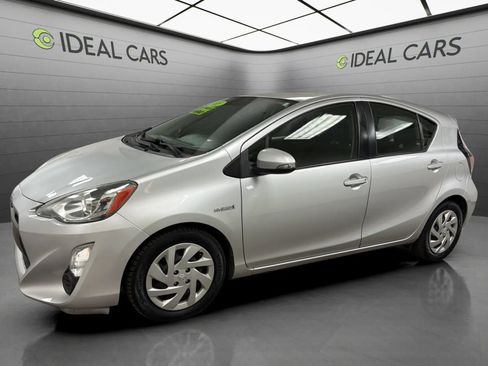 Used 2015 Toyota Prius C Two FWD image 1