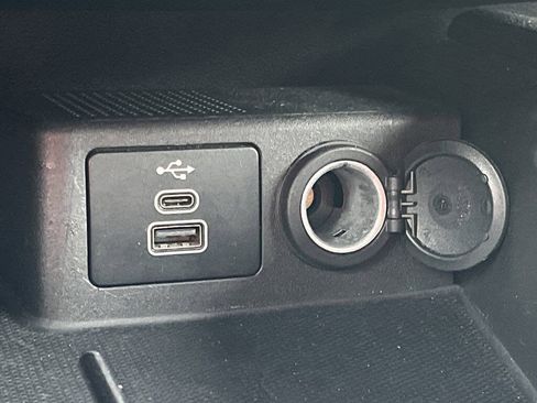 Used 2024 Ford Escape ST-Line image 7