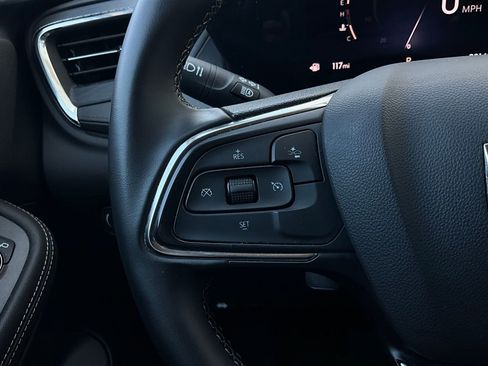 Used 2025 Buick Encore GX Preferred image 32