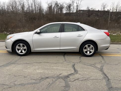 Used 2015 Chevrolet Malibu LT image 6