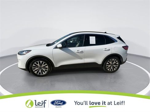 Used 2020 Ford Escape Titanium image 6