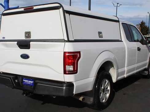 Used 2017 Ford F150 XLT image 6