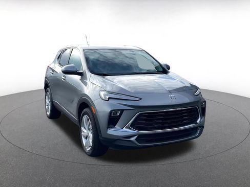 Used 2025 Buick Encore GX Preferred image 3