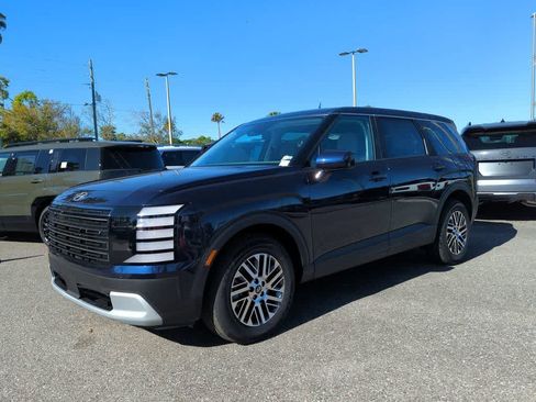 New 2026 Hyundai Palisade SE FWD image 2