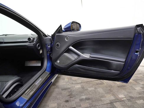 Certified 2016 Ferrari F12 Berlinetta image 12