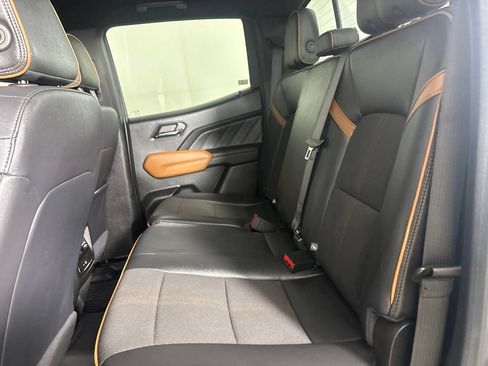 Used 2024 GMC Canyon AT4 AWD/4WD image 22
