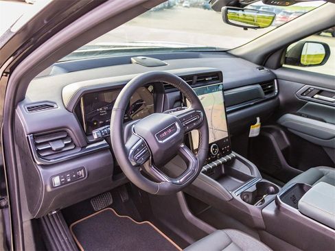New 2026 GMC Terrain AT4 w/ Technology Package II image 33