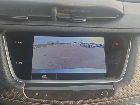 Used 2024 Cadillac XT5 Premium Luxury image 23