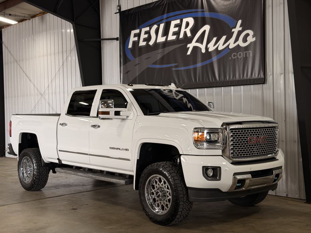 Used 2016 GMC Sierra 2500 Denali w/ Driver Alert Package AWD/4WD image 1